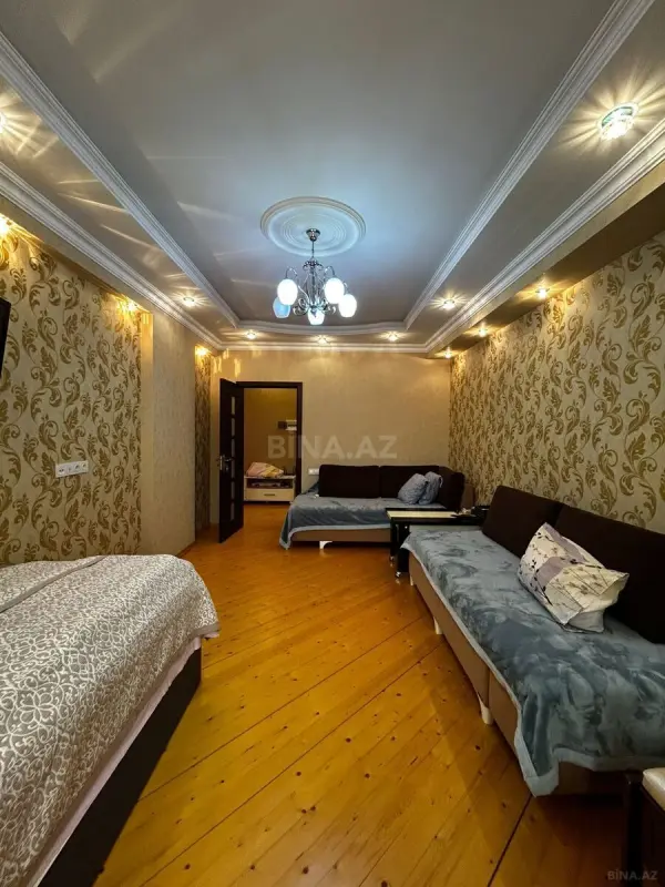 Satılır 3 otaqlı mənzil 115 m²