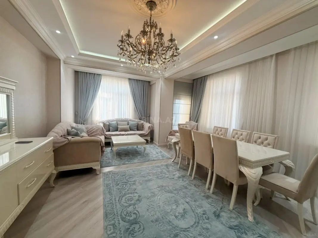 Kirayə verilir 4 otaqlı mənzil 180 m²