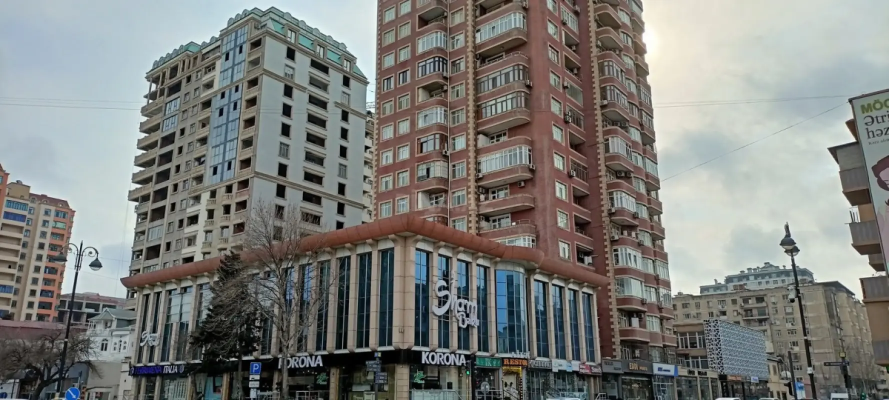 Satılır obyekt 650 m²
