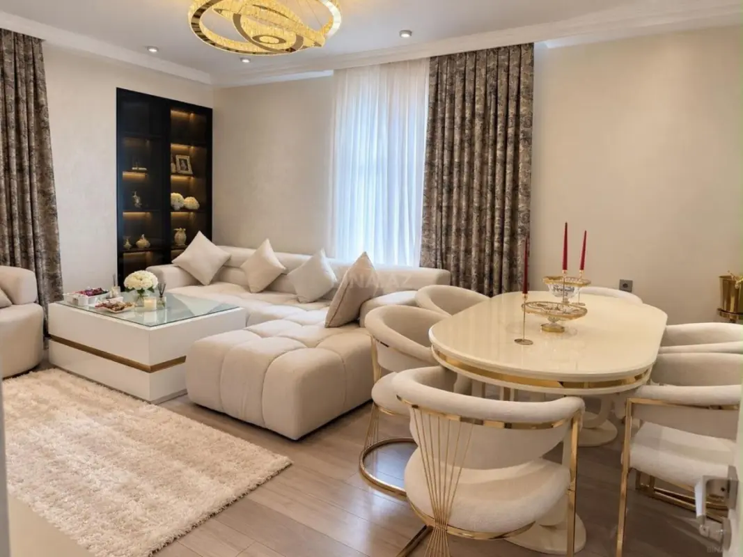 Satılır 2 otaqlı mənzil 95 m²