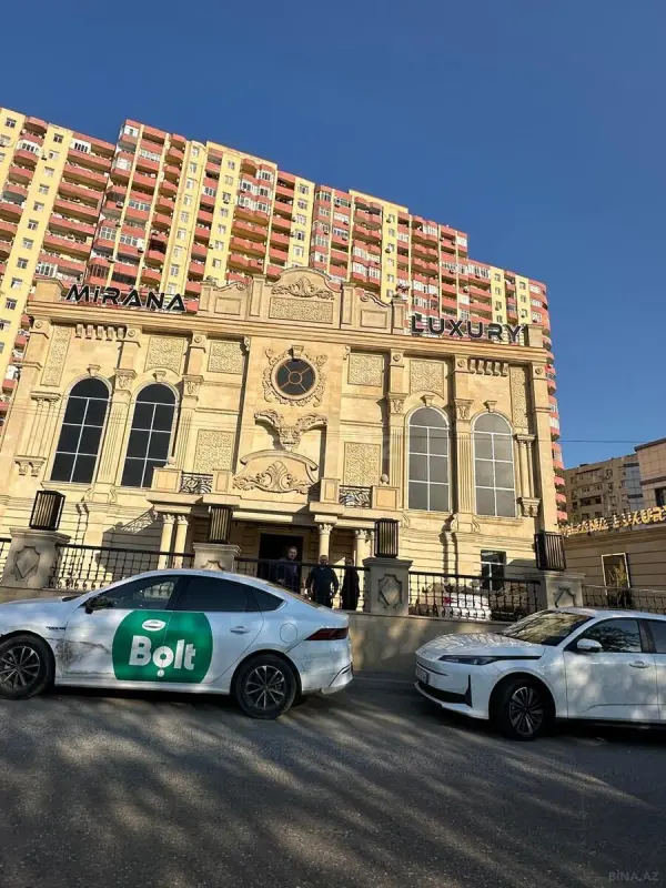 Satılır 2 otaqlı mənzil 75 m²