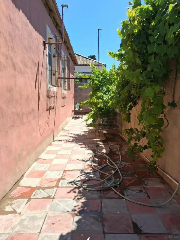Satılır 5 otaqlı həyət evi 117 m²