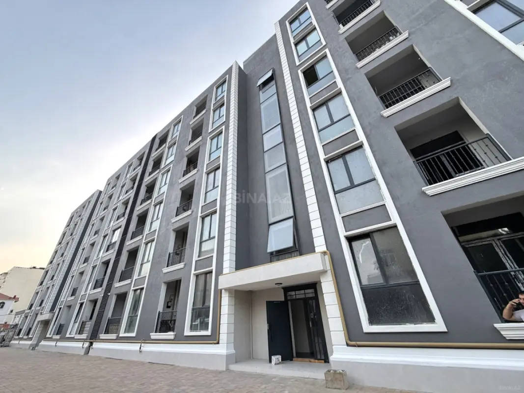 Satılır 2 otaqlı mənzil 62 m²