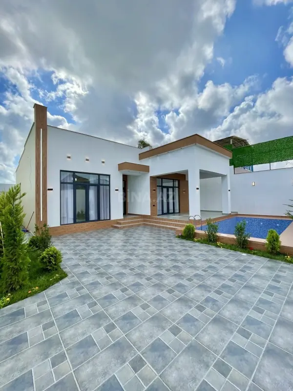 Satılır 4 otaqlı həyət evi 160 m²