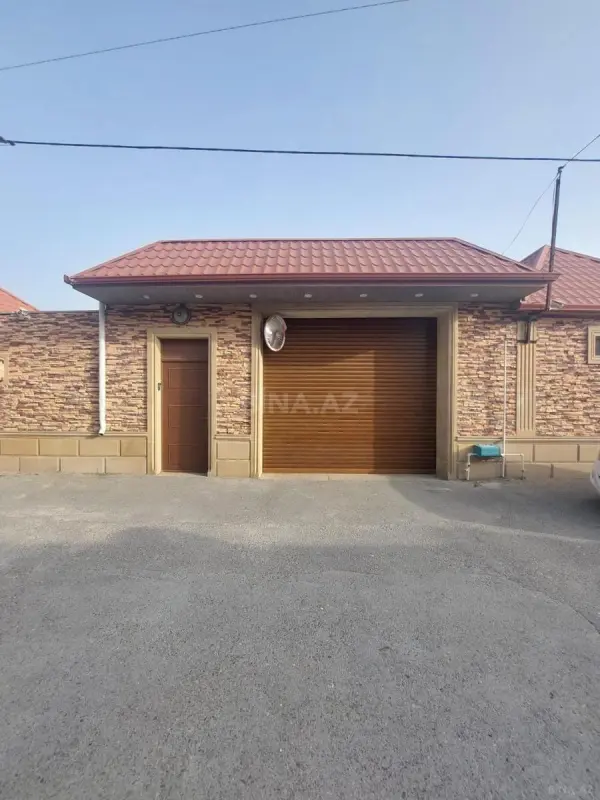Satılır 4 otaqlı həyət evi 220 m²