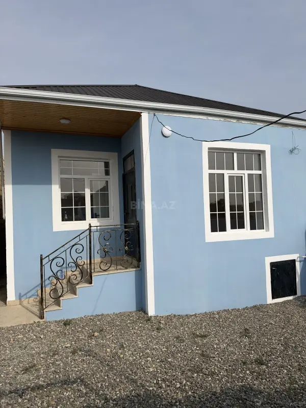 Satılır 3 otaqlı həyət evi 100 m²