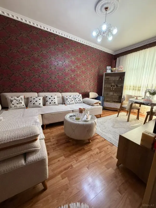 Satılır 1 otaqlı mənzil 52 m²