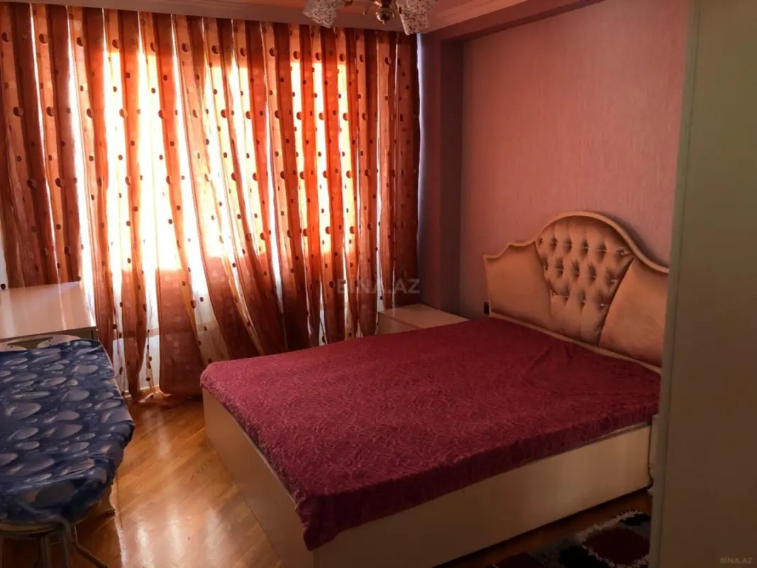 Kirayə verilir 2 otaqlı mənzil 75 m²