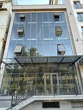 Kirayə verilir 15 otaqlı ofis 700 m² — Bakı, Nəsimi 15 otaq 700.00 m²
