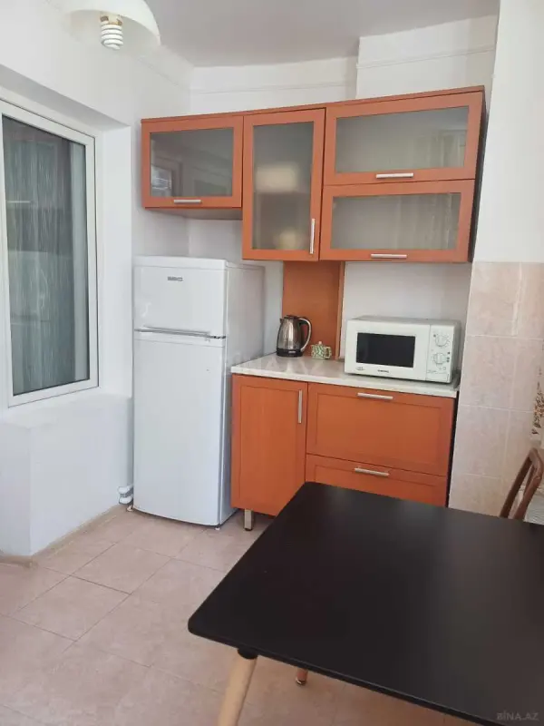 Kirayə verilir 2 otaqlı mənzil 55 m²