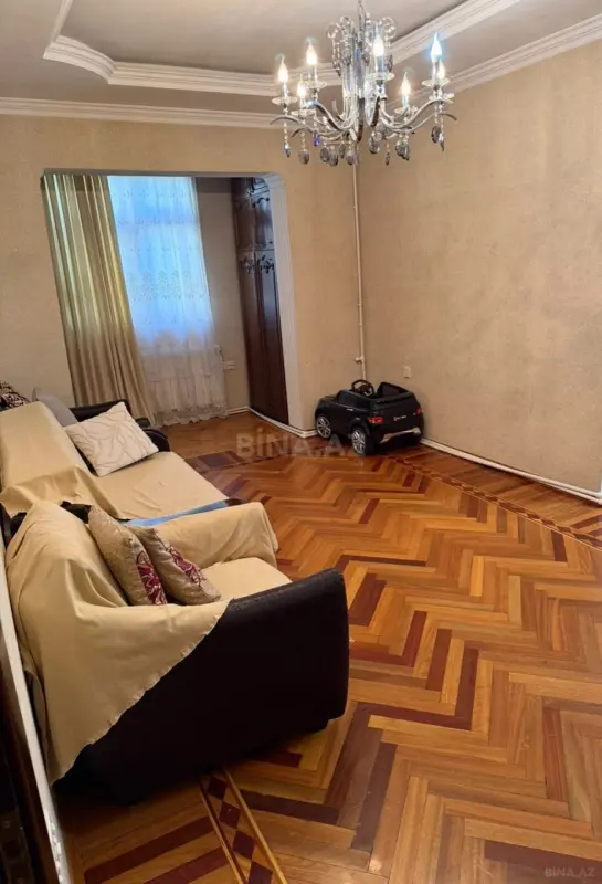 Satılır 2 otaqlı mənzil 70 m²