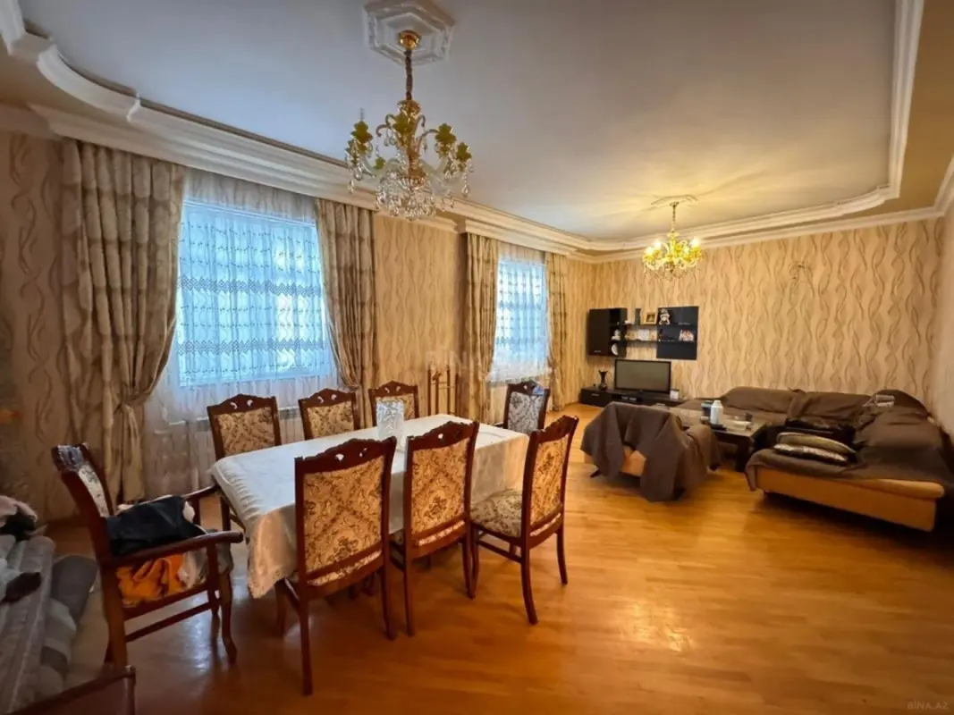 Kirayə verilir 4 otaqlı həyət evi 360 m²