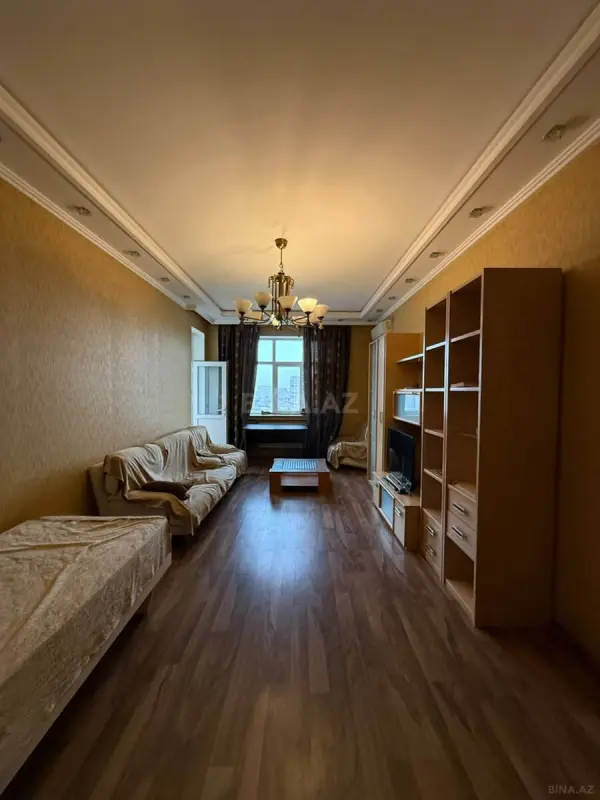 Satılır 2 otaqlı mənzil 97 m²