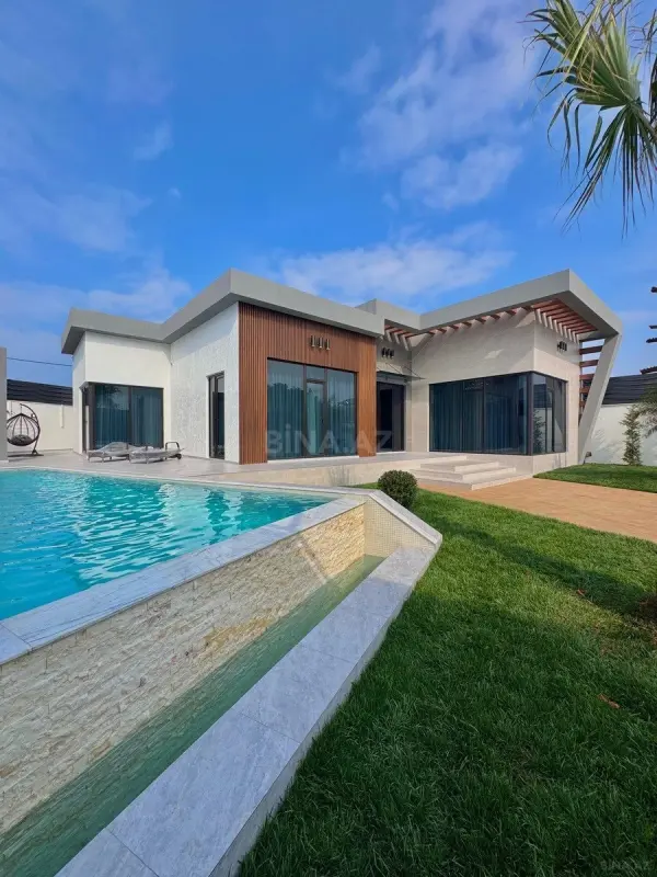 Satılır 5 otaqlı həyət evi 260 m²