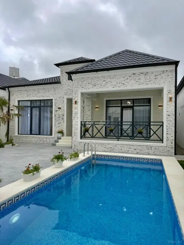 Satılır 4 otaqlı həyət evi 180 m²