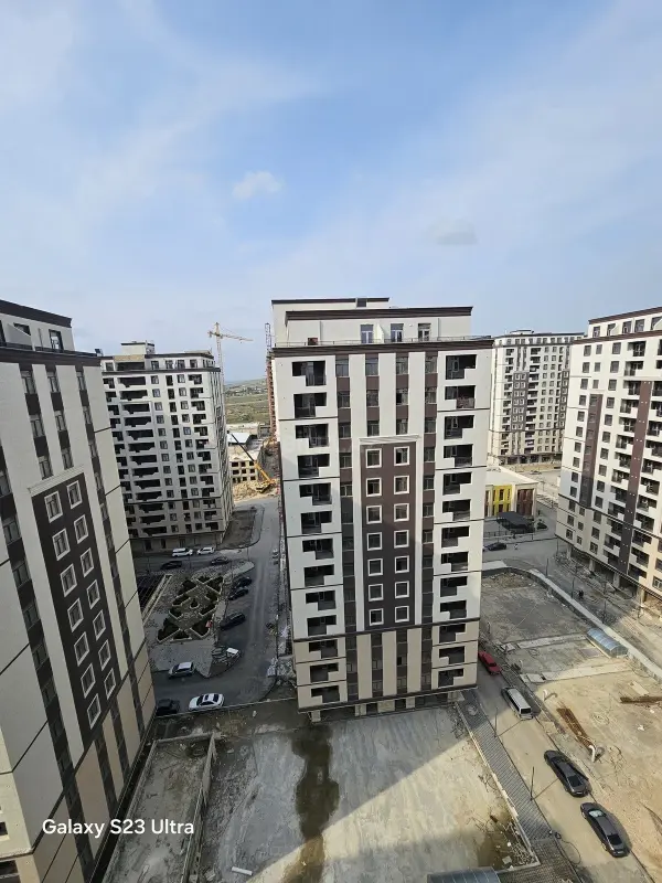 Satılır 3 otaqlı mənzil 107 m²
