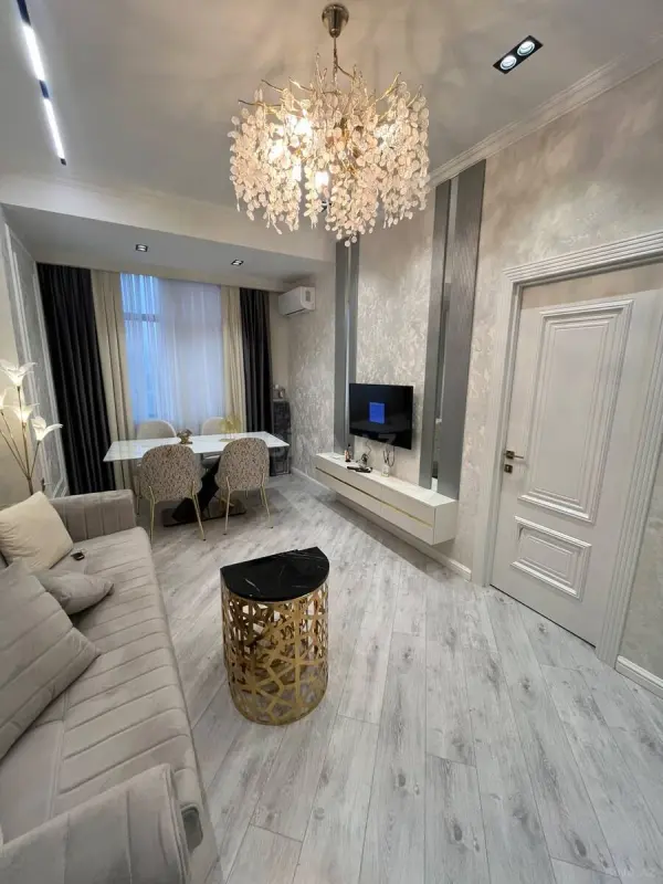Satılır 2 otaqlı mənzil 46 m²