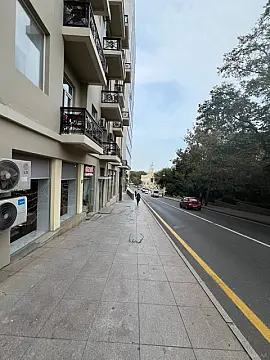 Kirayə verilir 3 otaqlı ofis 61 m² — Bakı 3 otaq 61.00 m²