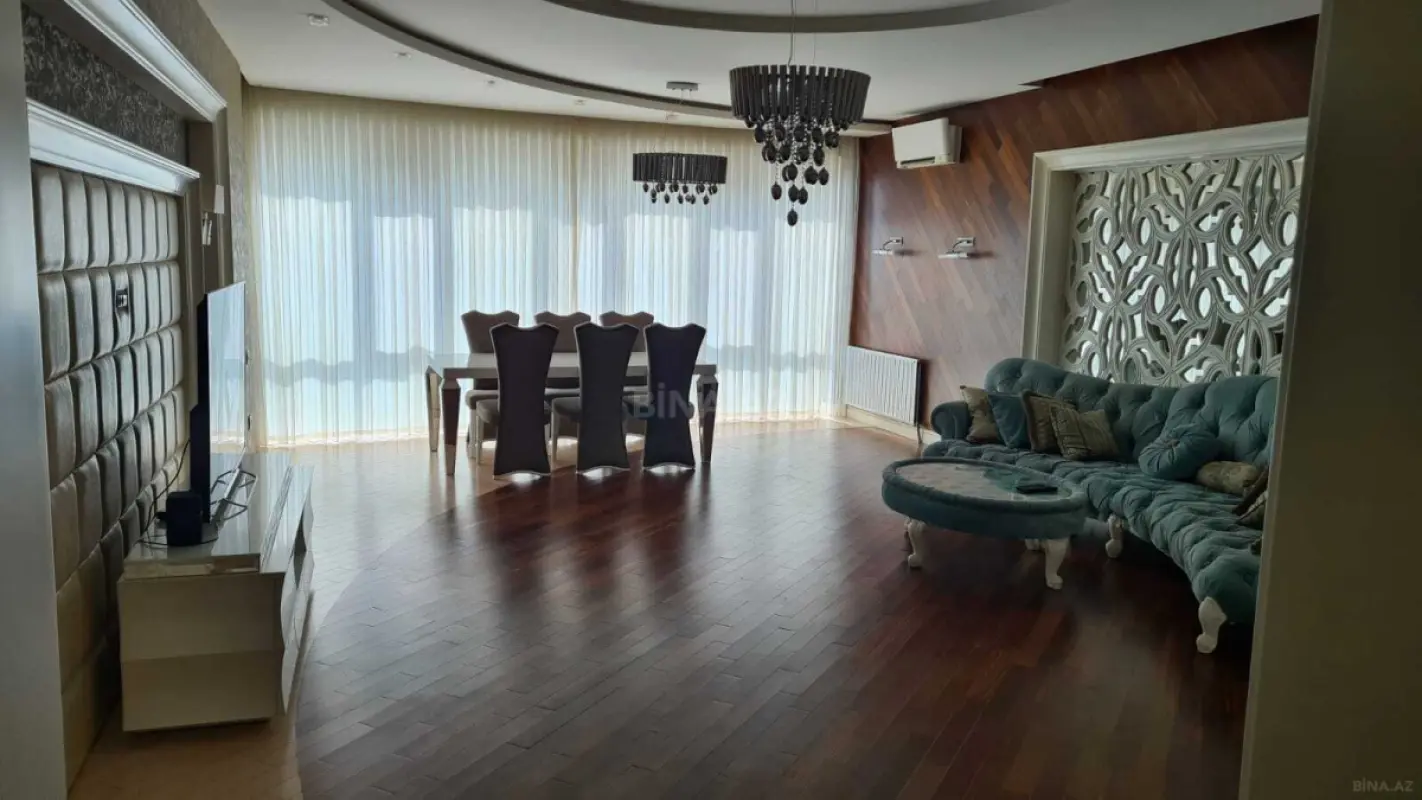 Kirayə verilir 3 otaqlı mənzil 200 m²