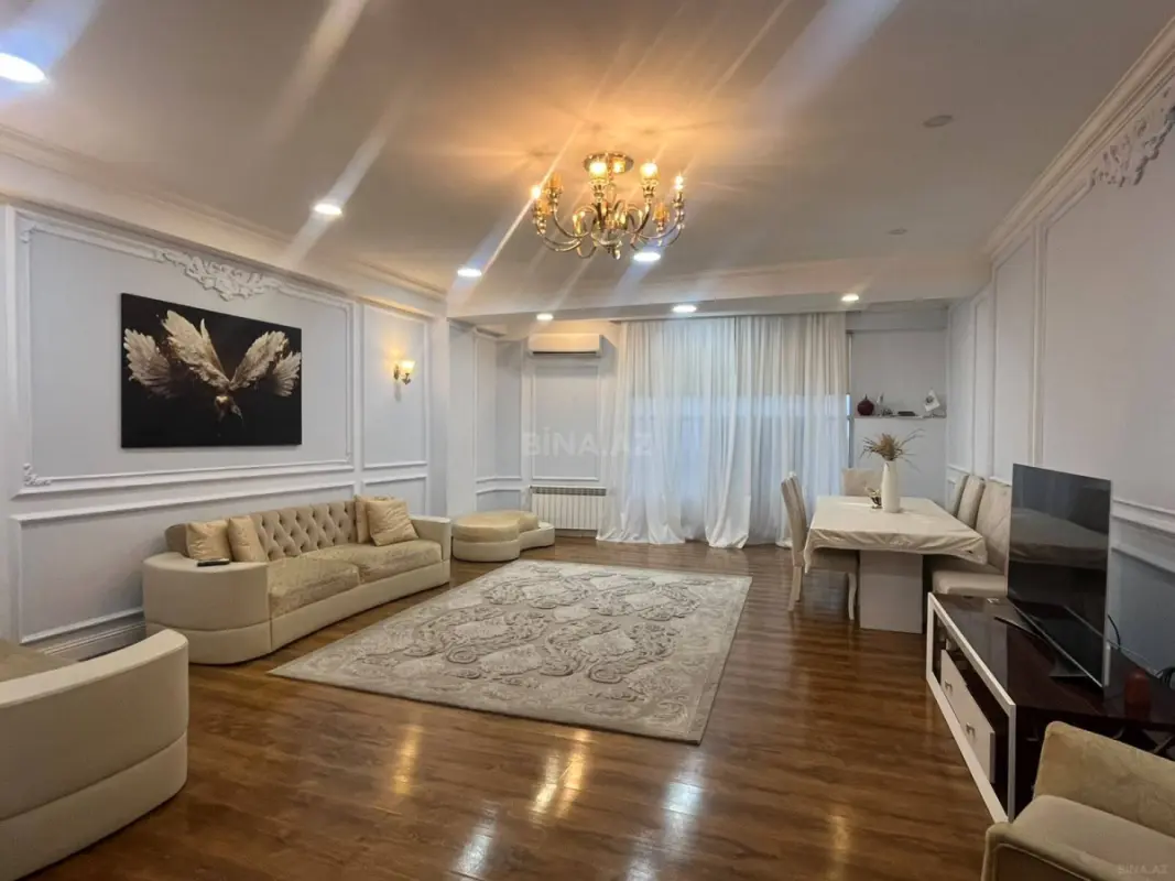 Kirayə verilir 4 otaqlı mənzil 350 m²