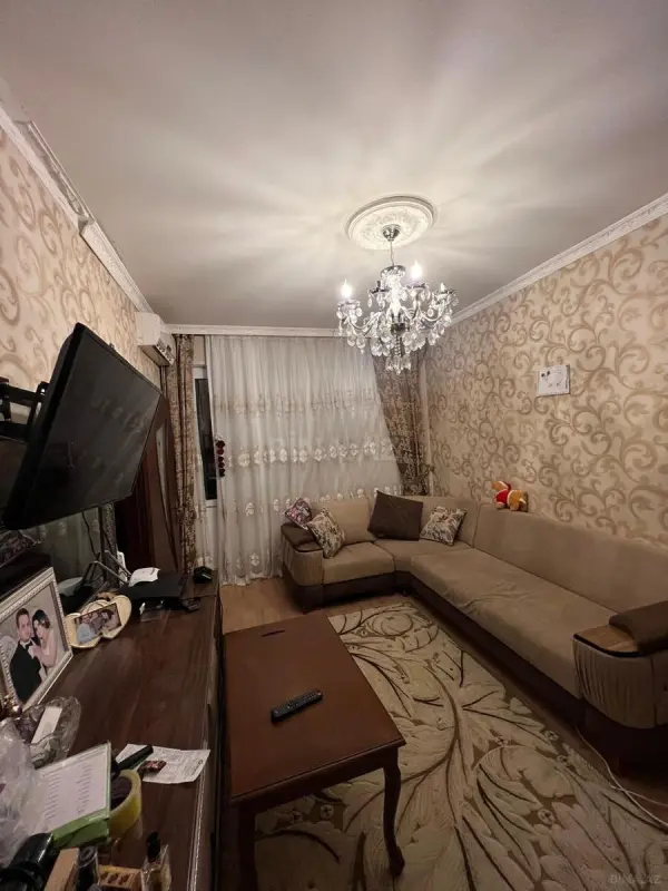 Satılır 1 otaqlı mənzil 35 m²