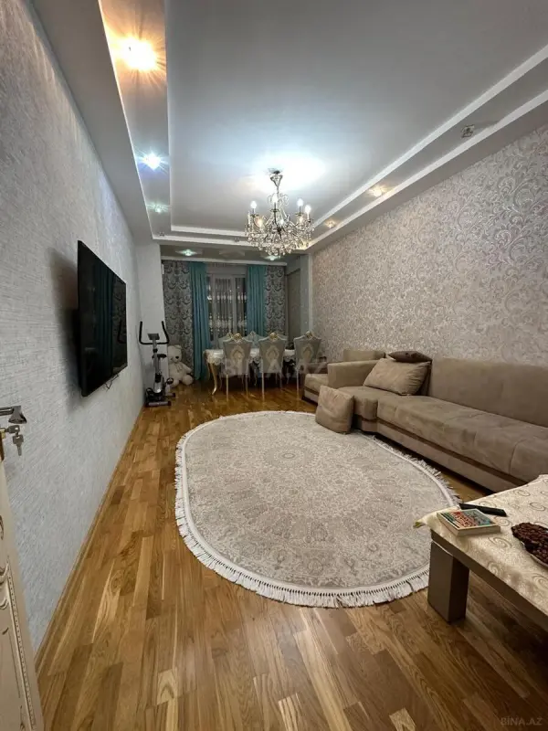 Satılır 3 otaqlı mənzil 125 m²