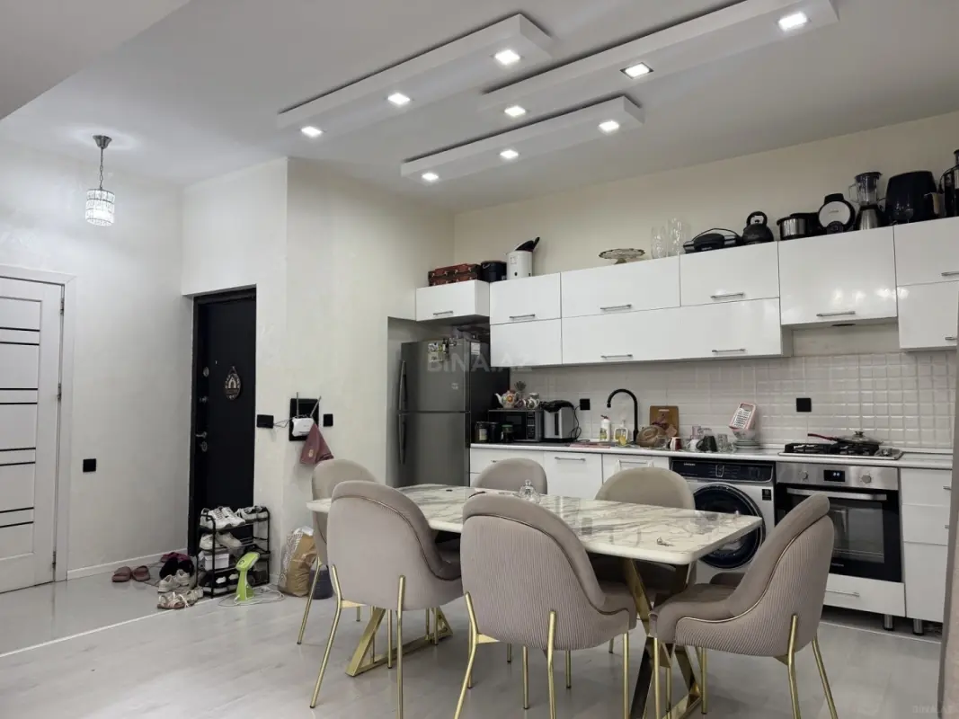 Satılır 3 otaqlı mənzil 67 m²