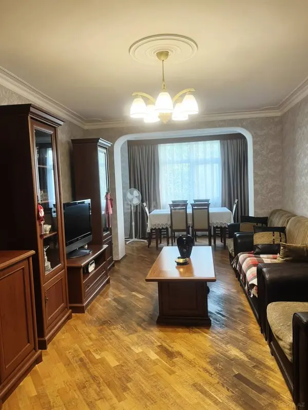 Satılır 3 otaqlı mənzil 86 m²