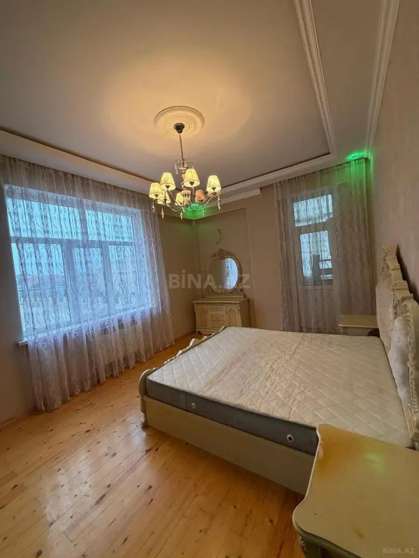 Kirayə verilir 3 otaqlı mənzil 98 m²