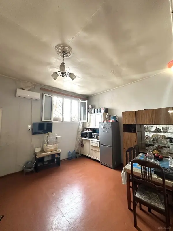 Satılır 4 otaqlı həyət evi 70 m²