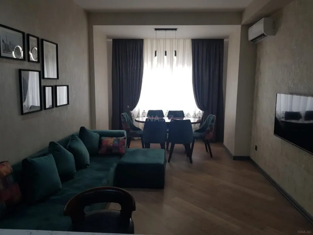 Kirayə verilir 2 otaqlı mənzil 80 m²