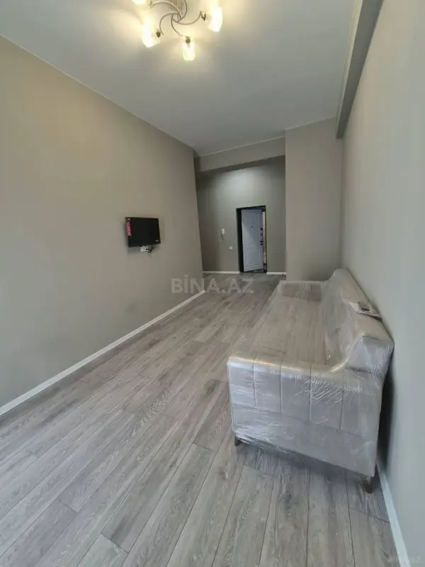 Kirayə verilir 2 otaqlı mənzil 75 m²