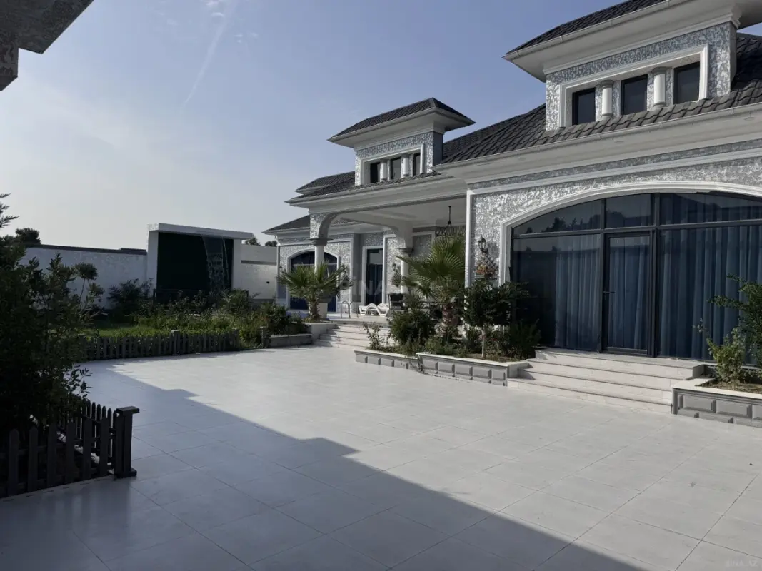 Kirayə verilir 5 otaqlı həyət evi 280 m²