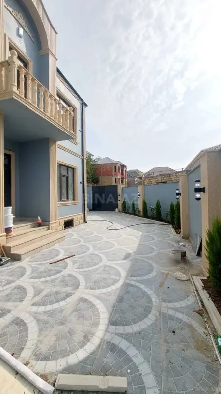 Satılır 4 otaqlı həyət evi 145 m²