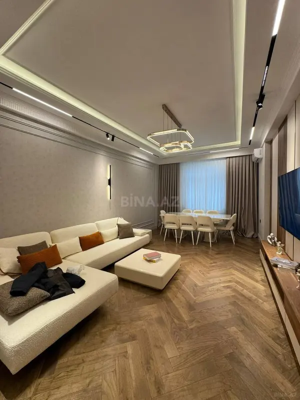 Satılır 3 otaqlı mənzil 120 m²