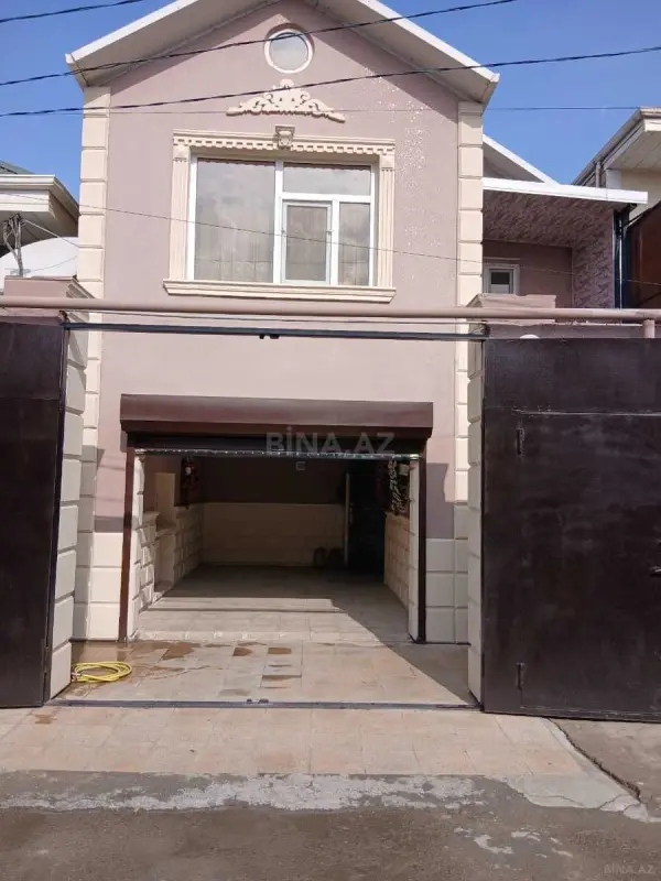 Satılır 4 otaqlı həyət evi 180 m²