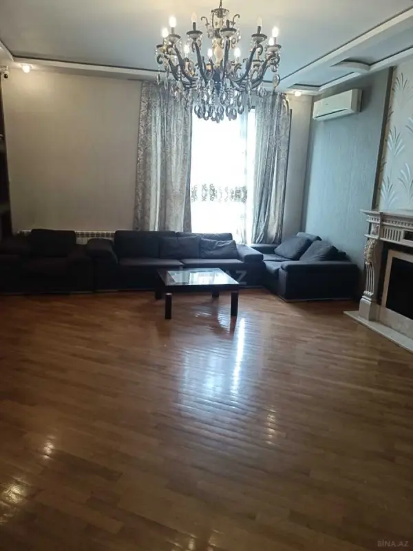 Kirayə verilir 3 otaqlı mənzil 145 m²