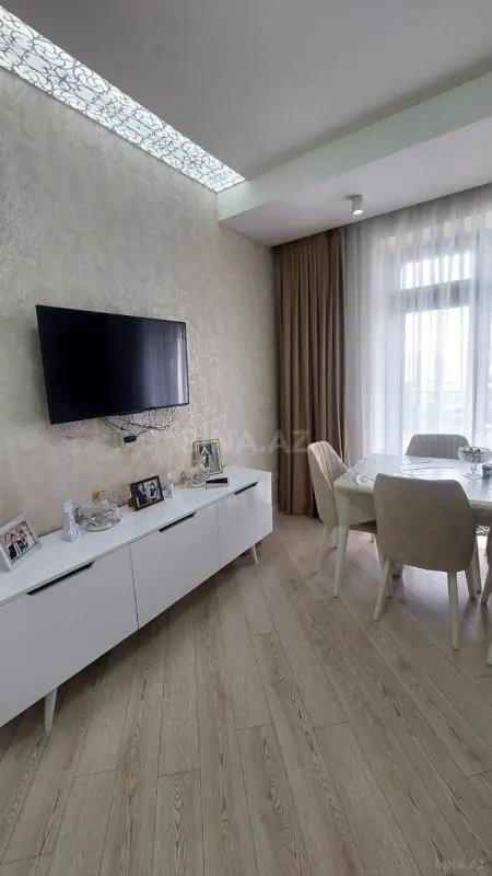 Satılır 2 otaqlı mənzil 65 m²