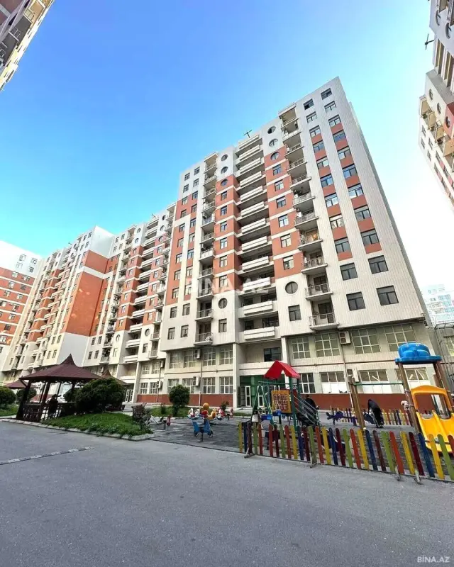 Satılır 3 otaqlı mənzil 117 m²