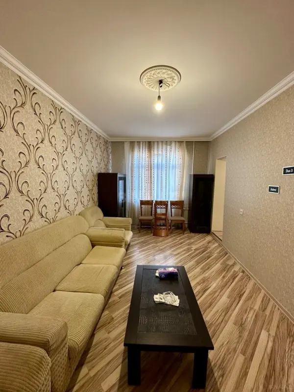Satılır 3 otaqlı mənzil 70 m²