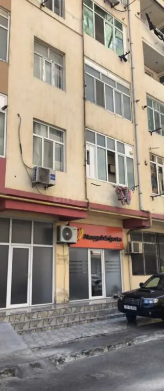 Satılır 2 otaqlı ofis 140 m²