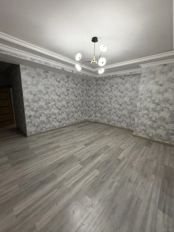 Satılır 2 otaqlı mənzil 86 m²