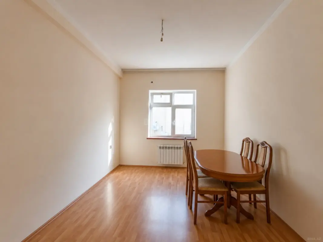 Satılır 1 otaqlı mənzil 40 m²