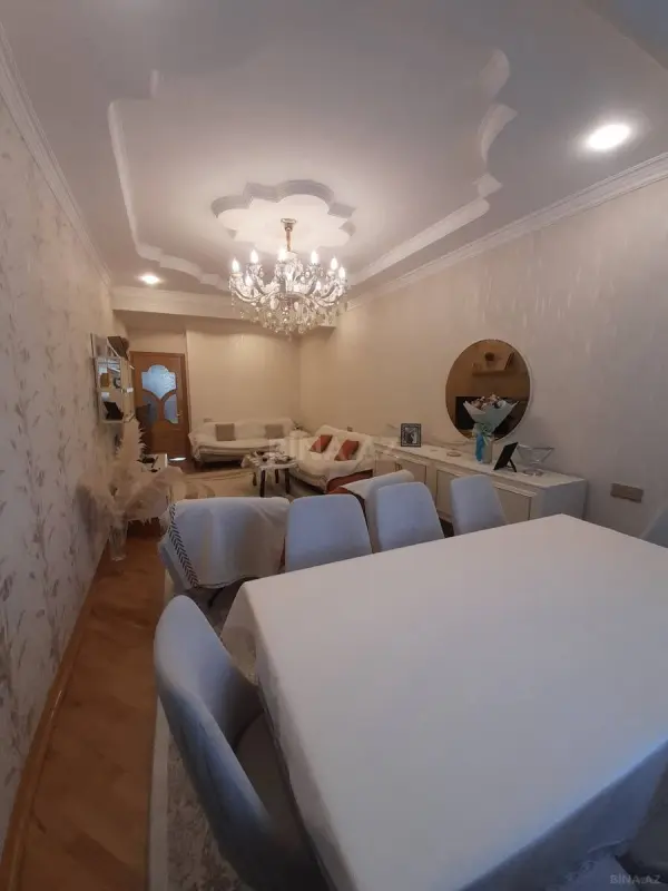 Satılır 3 otaqlı mənzil 105 m²