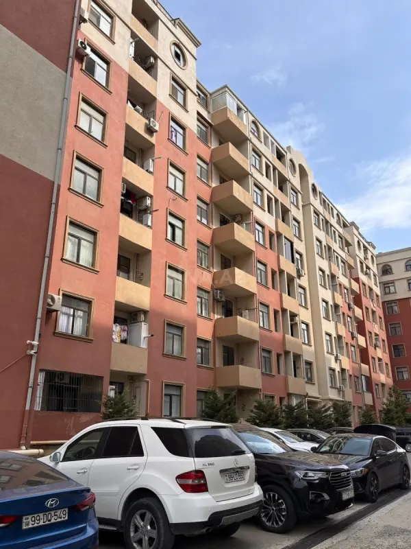 Satılır 3 otaqlı mənzil 52 m²