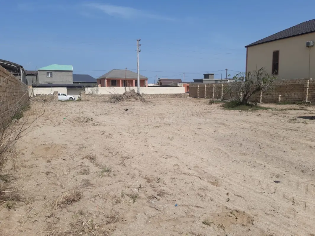 Satılır torpaq sahəsi 15 m²