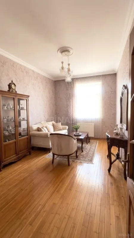 Satılır 3 otaqlı mənzil 87.9 m²