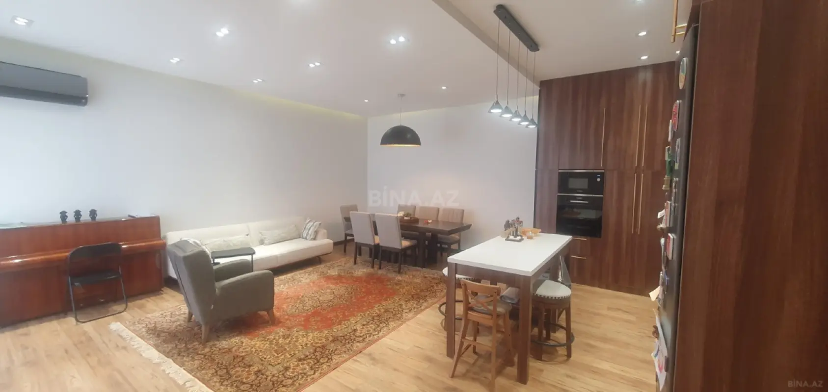 Kirayə verilir 3 otaqlı mənzil 130 m²