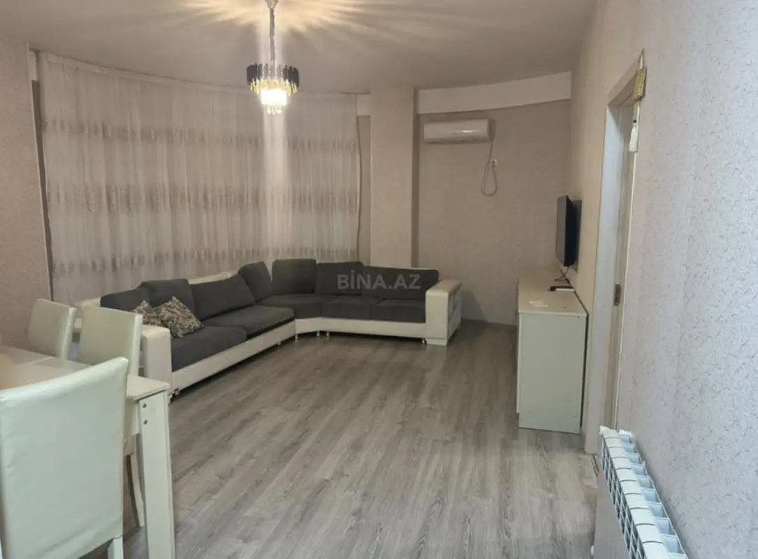 Kirayə verilir 2 otaqlı mənzil 62 m²