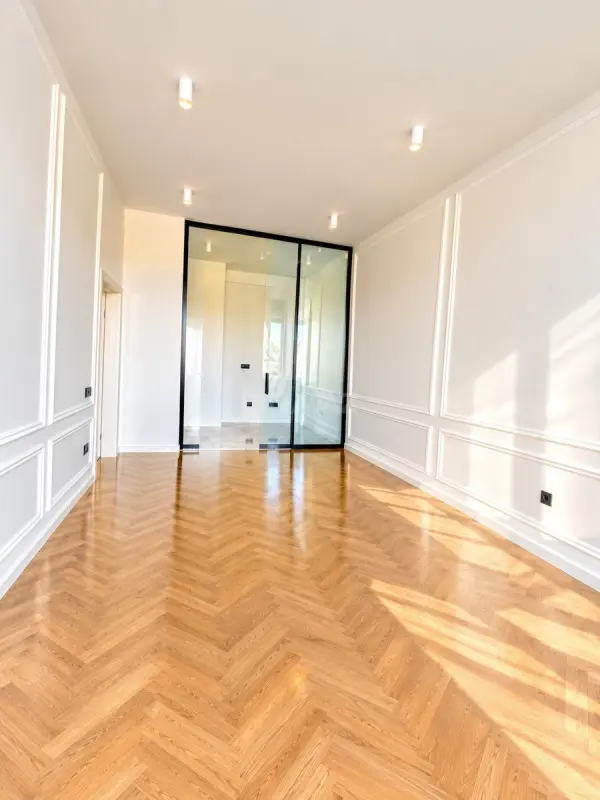 Satılır 2 otaqlı mənzil 70 m²